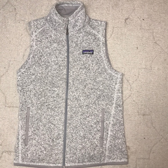 Patagonia Jackets & Blazers - Women’s XS heather gray vest
